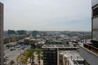 Enlarge photo 44
