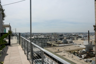 Enlarge photo 56