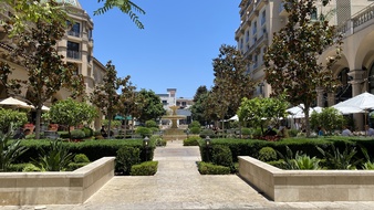 Enlarge photo 18