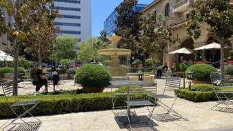 Enlarge photo 10
