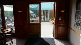 Enlarge photo 32