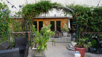 Enlarge photo 66