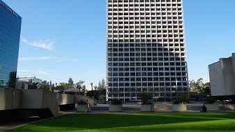 Enlarge photo 76