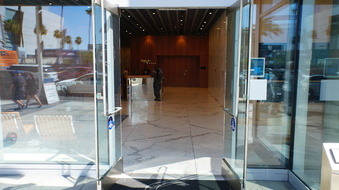 Enlarge photo 10