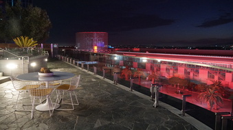 Enlarge photo 137