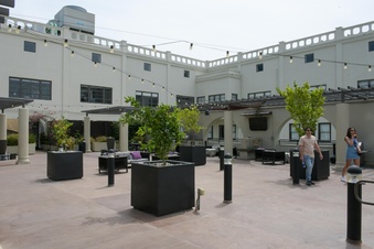 Enlarge photo 38