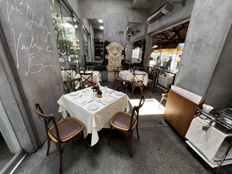 Enlarge photo 4