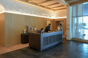 Enlarge photo 17