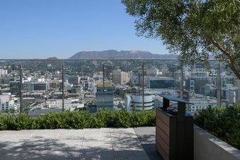 Enlarge photo 37