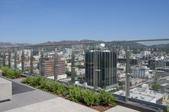 Enlarge photo 43