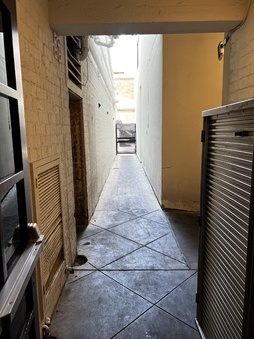 Enlarge photo 59