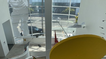 Enlarge photo 88