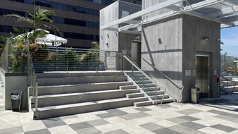 Enlarge photo 41