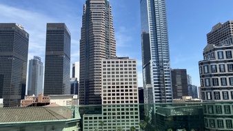 Enlarge photo 63