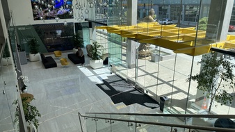 Enlarge photo 25