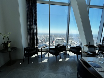Enlarge photo 89