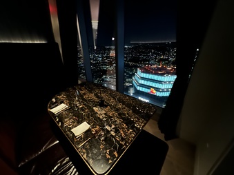 Enlarge photo 130