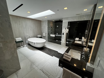 Enlarge photo 62