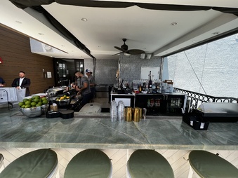 Enlarge photo 37