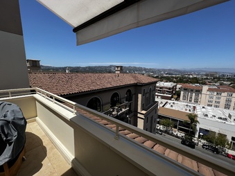 Enlarge photo 35