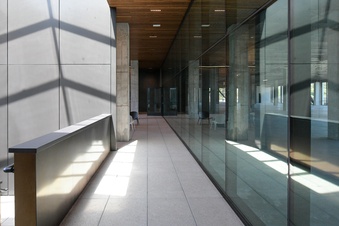 Enlarge photo 33