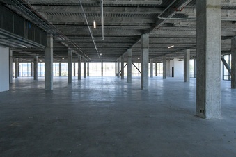 Enlarge photo 38