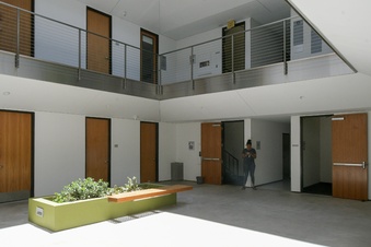 Enlarge photo 29