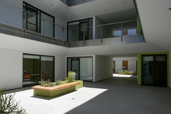 Enlarge photo 38