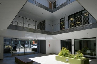 Enlarge photo 51