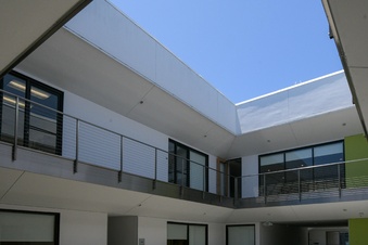 Enlarge photo 79
