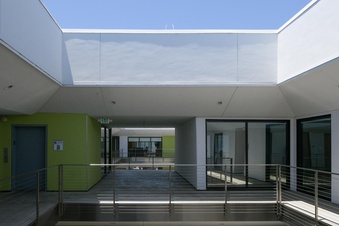 Enlarge photo 91