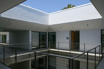 Enlarge photo 95