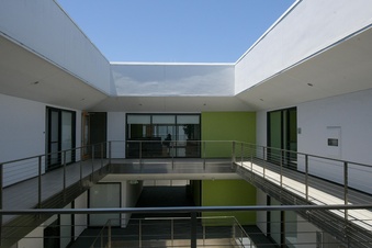Enlarge photo 99