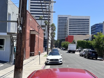 Enlarge photo 2