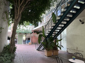 Enlarge photo 4