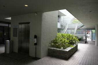 Enlarge photo 105