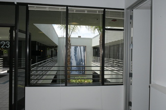 Enlarge photo 38