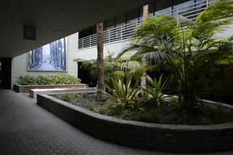 Enlarge photo 12