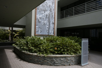 Enlarge photo 102