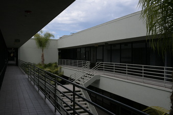 Enlarge photo 79