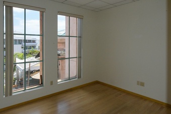 Enlarge photo 49