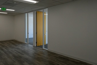Enlarge photo 57