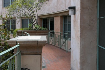 Enlarge photo 75