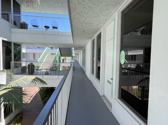 Enlarge photo 52