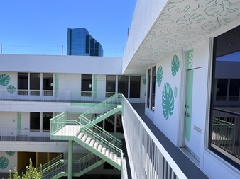 Enlarge photo 33