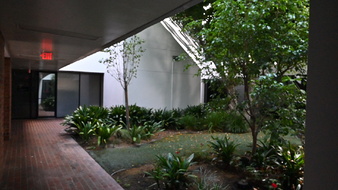 Enlarge photo 2