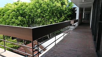 Enlarge photo 8