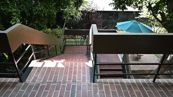 Enlarge photo 13