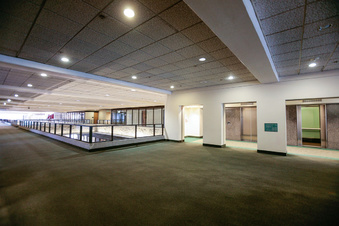 Enlarge photo 48