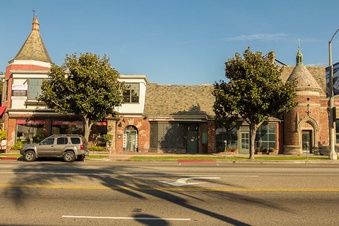 7421 Beverly Blvd